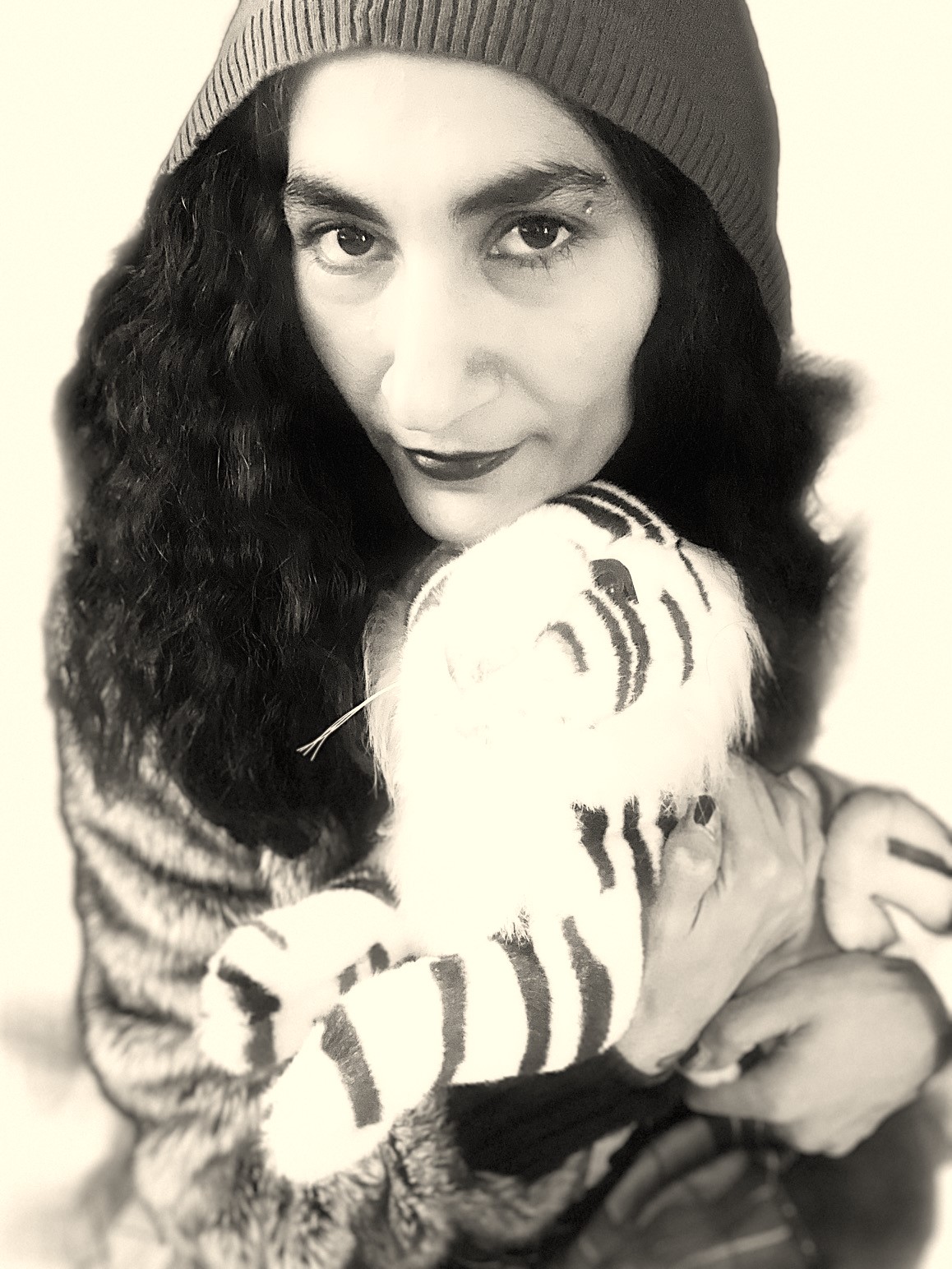VAL, MAKER -FE DEVELOPER- Image with stuffed animal Siberian Tiger in Black and White